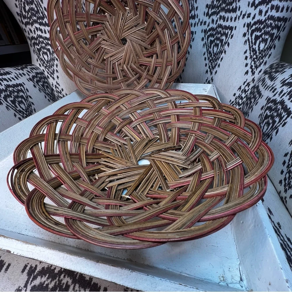 Pair of Vintage Wicker Baskets - Picture 16 of 16